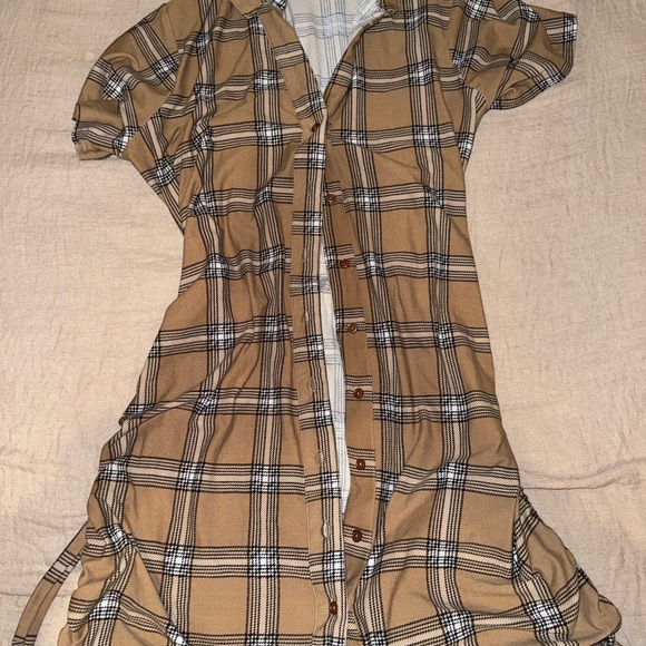 Dresses & Skirts - Plaid Button-Down Dress